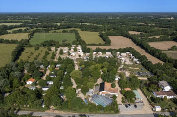 Camping les Charmes ****