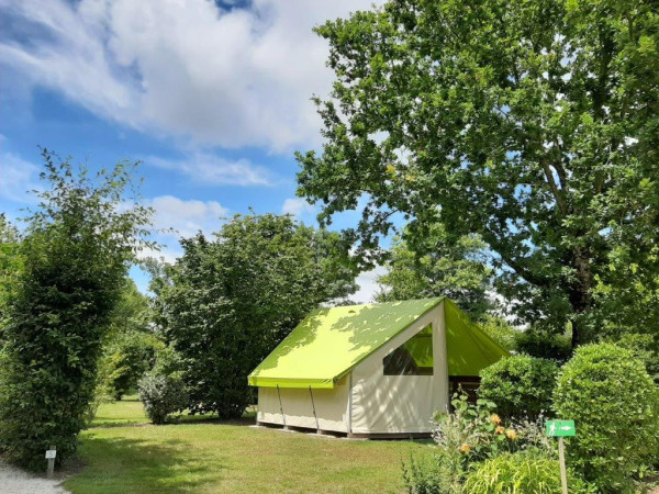 Camping Apremont
